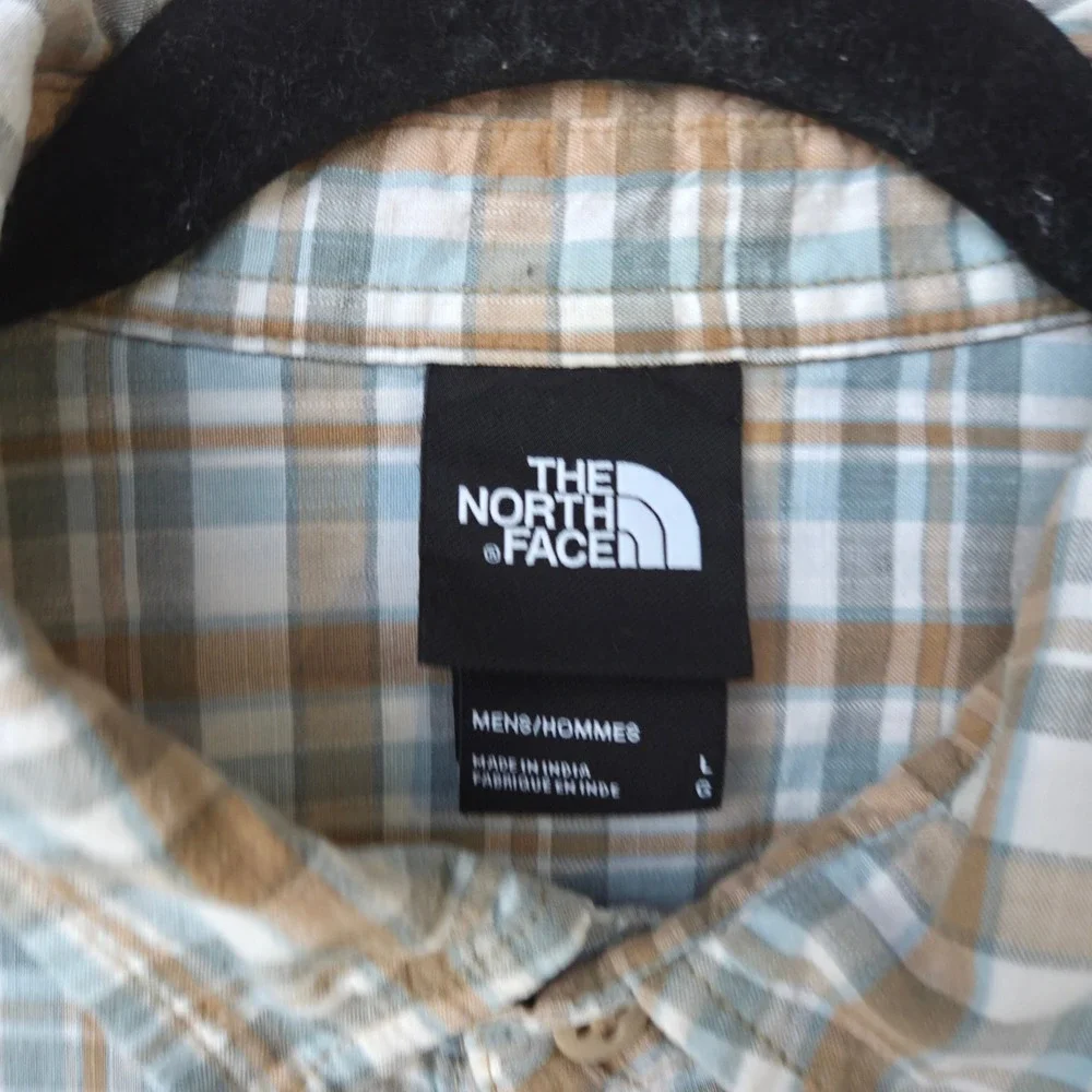The North Face Plaid Button Down Men Large Blue Tan Excellent Short Sleeve Shirt